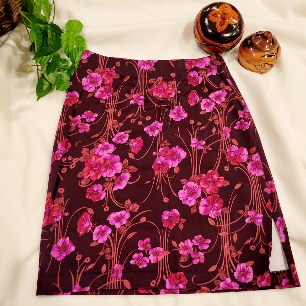 Title: Annie Alexander Floral Mini Skirt - Size 10